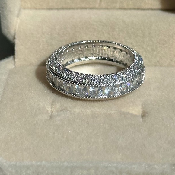 WEDDING BRIDAL ENGAGEMENT RING - Picture 2 of 7